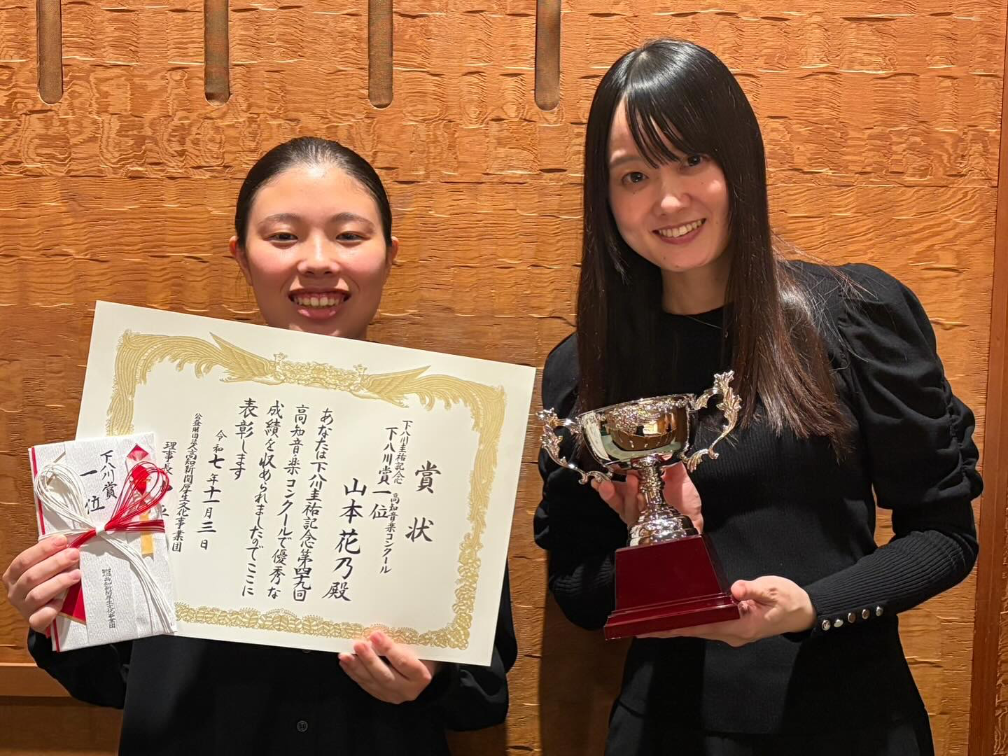 クレ・ドゥ・レーヴ常任ピアニスト兵頭愛美と山本花乃（高知音楽コンクール・ピアノ伴奏の様子）